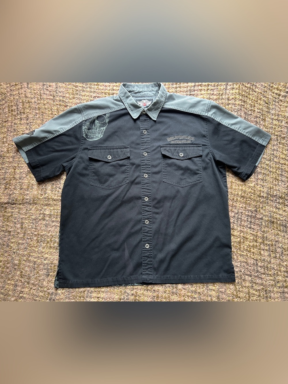 Vintage Harley Davison button-down Shirt, Men’s XL, Large Skull, Black & Gray